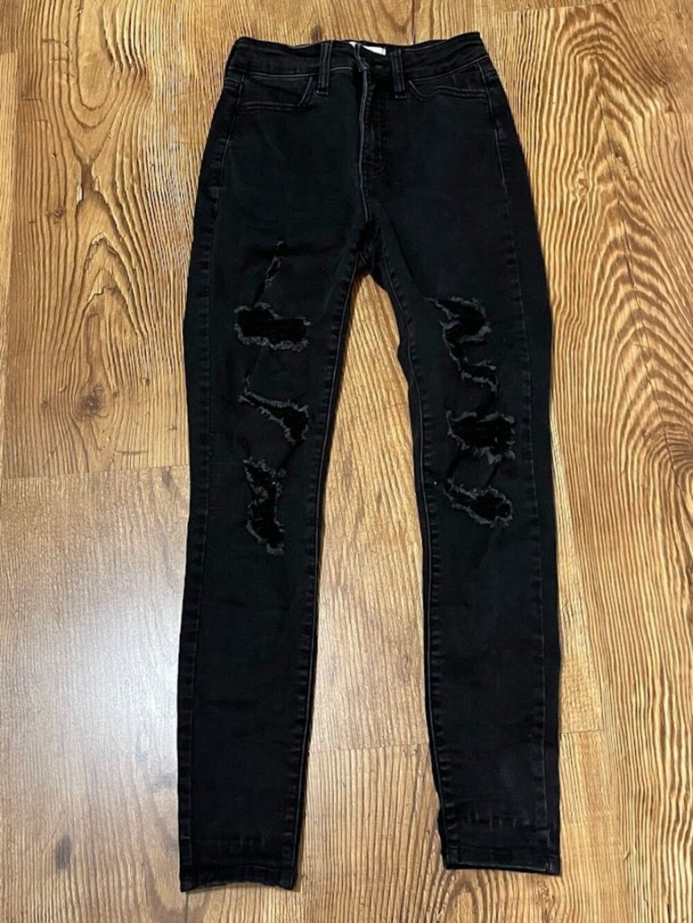 SO Super High Rise Curvy Jegging, Distressed, Black, Size 1/25W